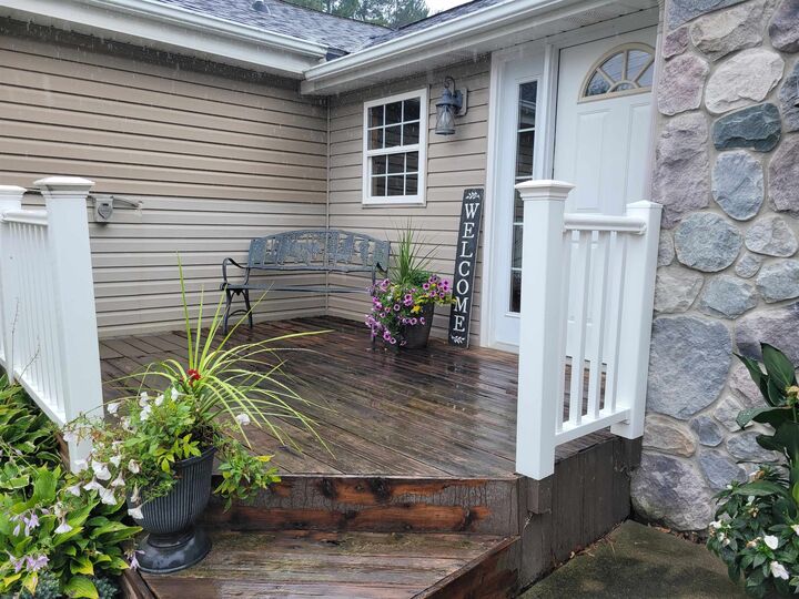 Property Photo: 15204 Restwood Drive MI 48451