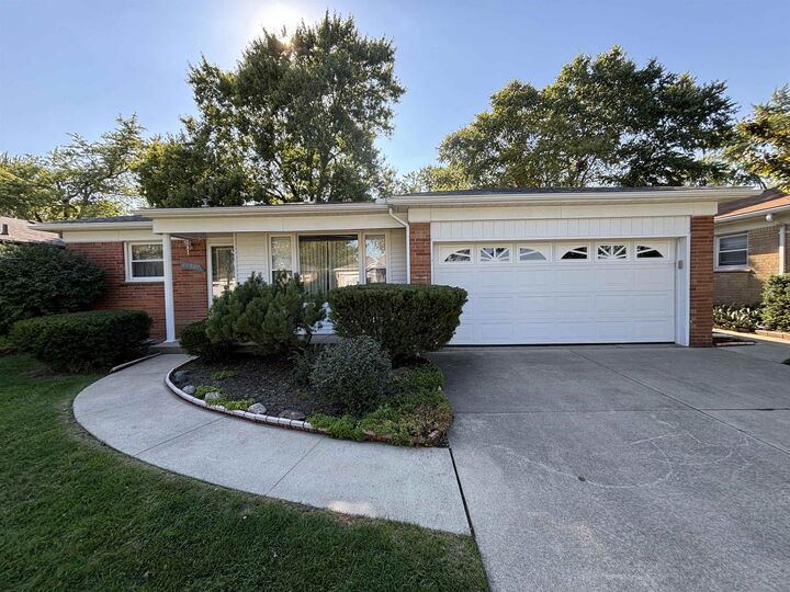 Property Photo: 27529 Roan Drive MI 48093