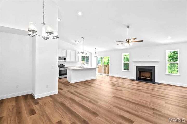 Property Photo: 5607 Katys Way MO 63050