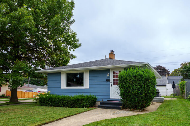 5601 44th Ave  Kenosha WI 53144 photo