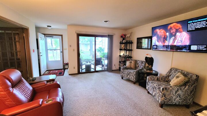 Property Photo: 1021 Prairie Dr 101 WI 53406