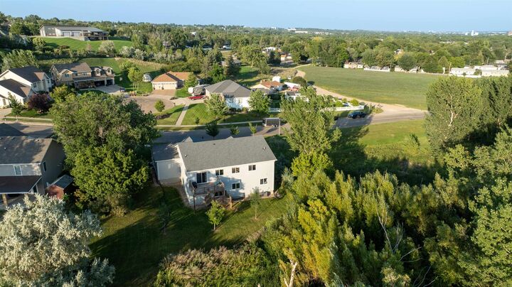 Property Photo:  501 27th St NW  ND 58703 