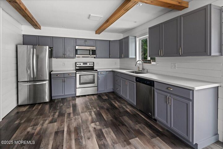 Property Photo:  26 Sea Breeze Drive  NJ 08087 