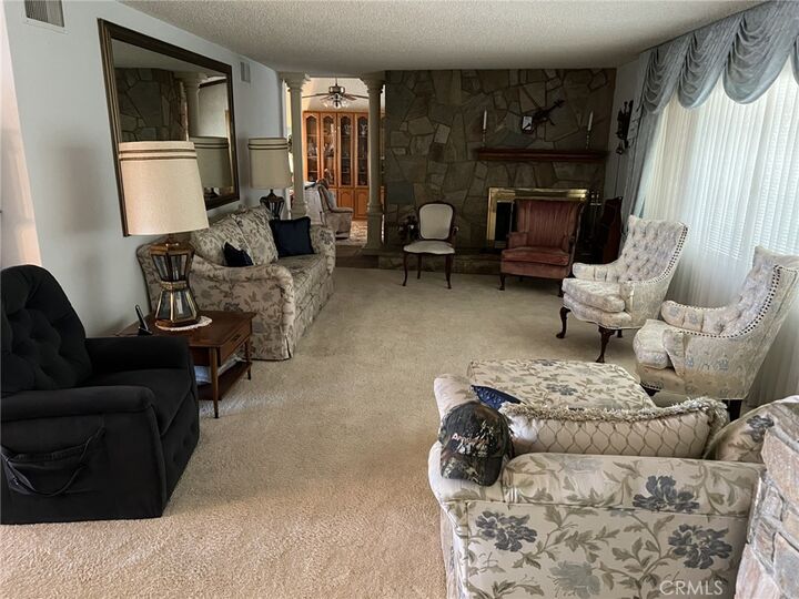 Property Photo:  44705 Lowtree Avenue  CA 93534 