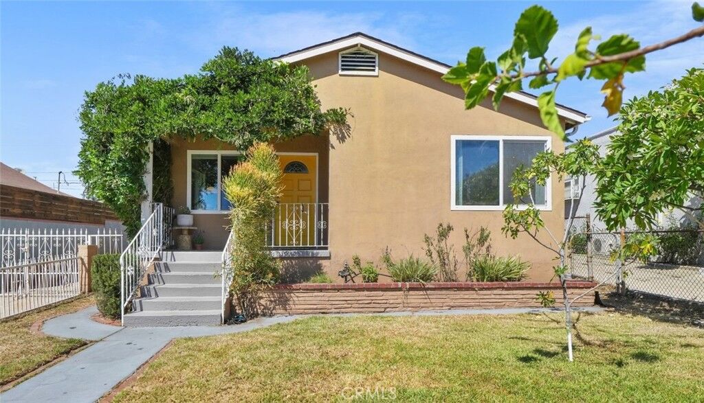 Property Photo: 2715 Blanchard Street CA 90033