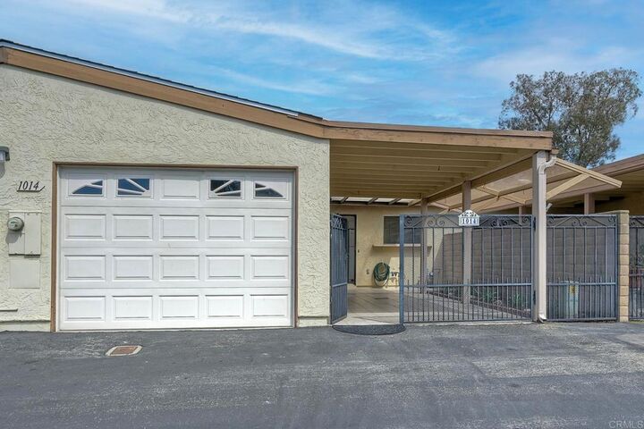 Property Photo: 1014 Plover Way CA 92057