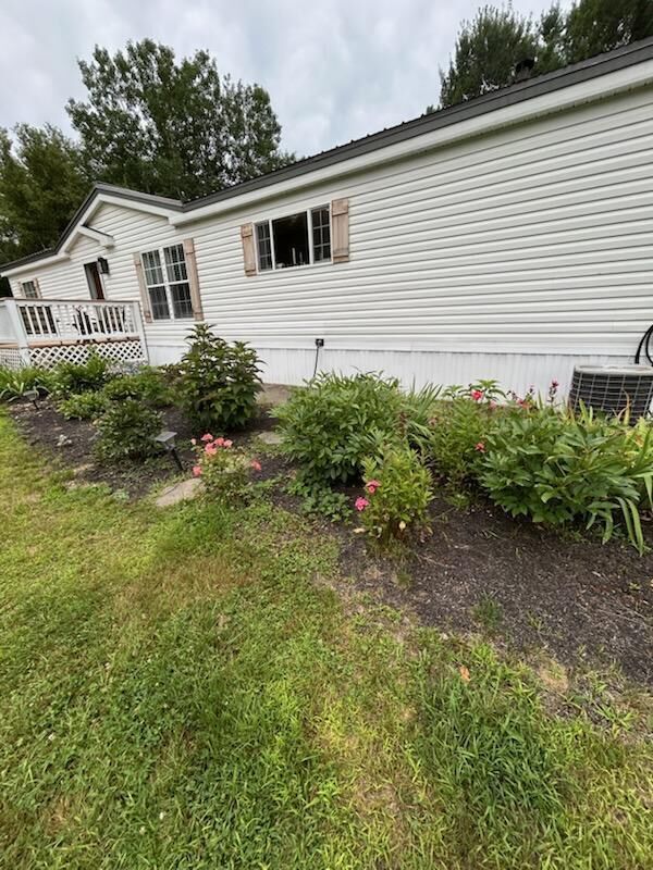Property Photo: 5,10,11 Country Lane ME 04947