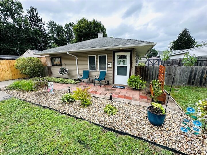 Property Photo: 250 N Edgehill Avenue OH 44515