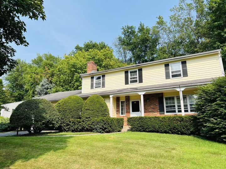 Property Photo: 303 Pinehurst Drive VT 05482