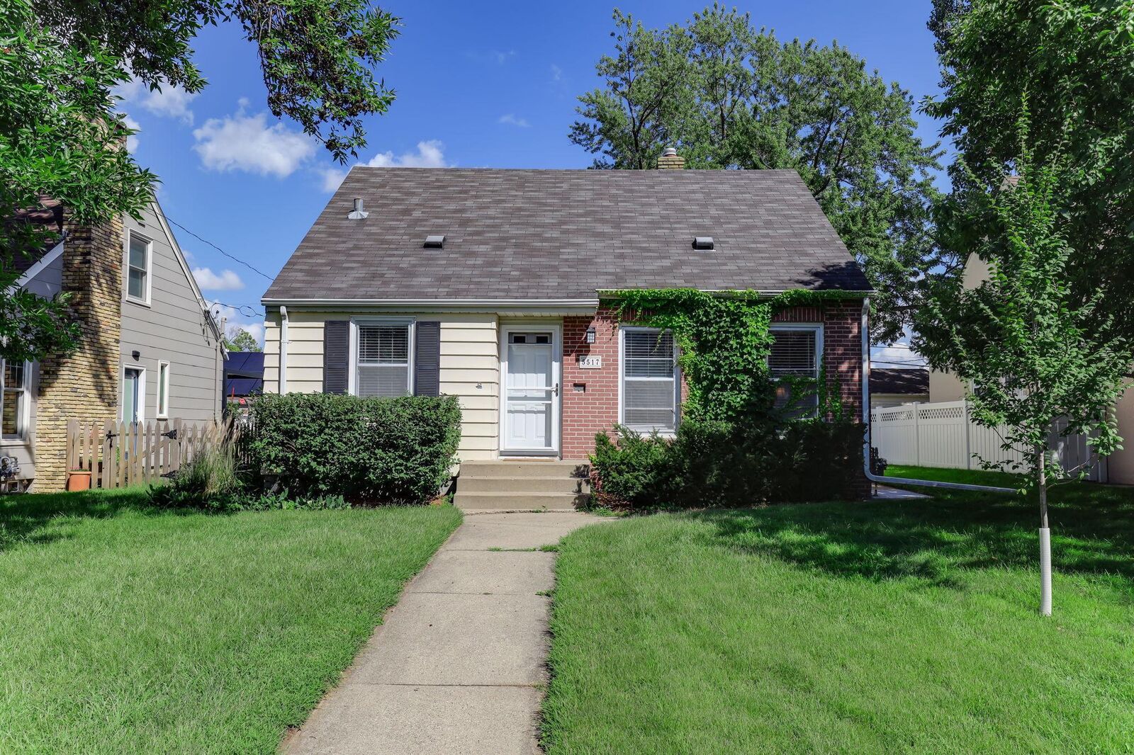 Property Photo: 5517 Upton Avenue S MN 55410
