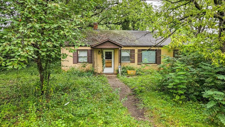 Property Photo: 1537 11th Avenue SE MN 56304