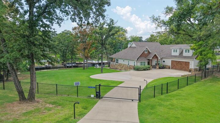 Property Photo: 65 Hillcrest Drive TX 75143