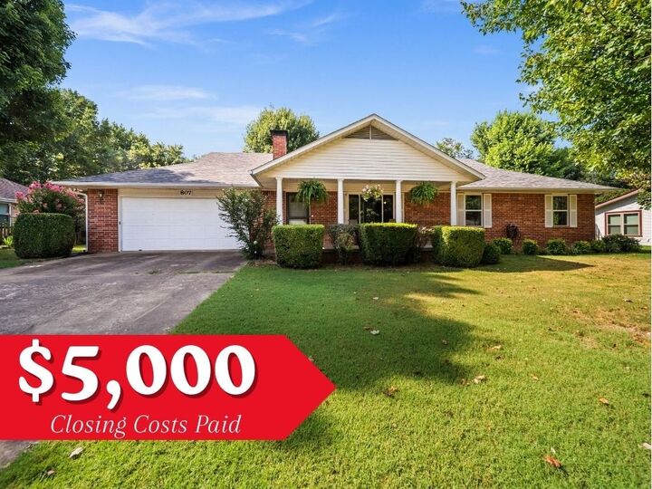 807 Maple Street  Prairie Grove AR 72753 photo