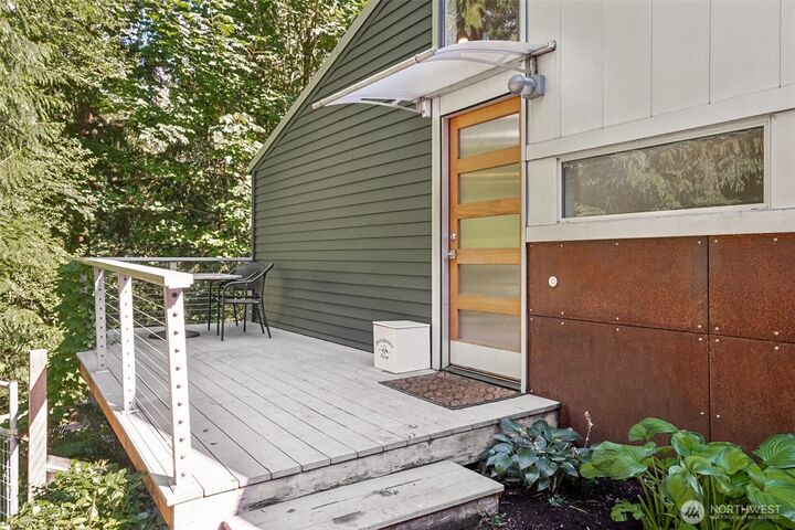 Property Photo: 26031 SE 156 Street WA 98027