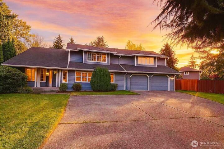 18608  71st Av Ct E  Puyallup WA 98375 photo