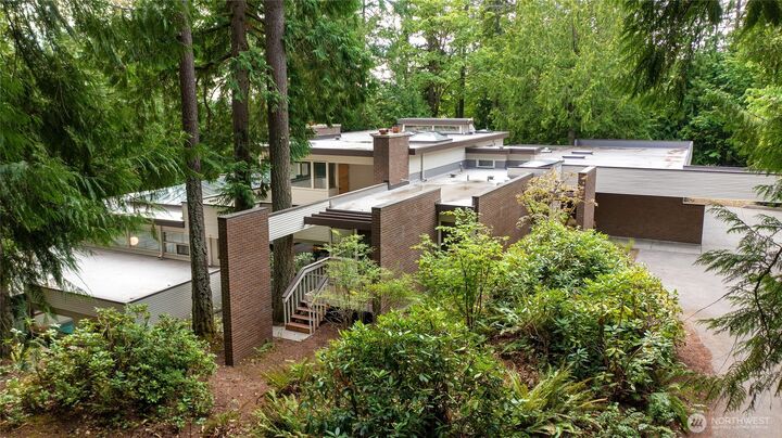 Property Photo: 17531 SE 110th Street WA 98059