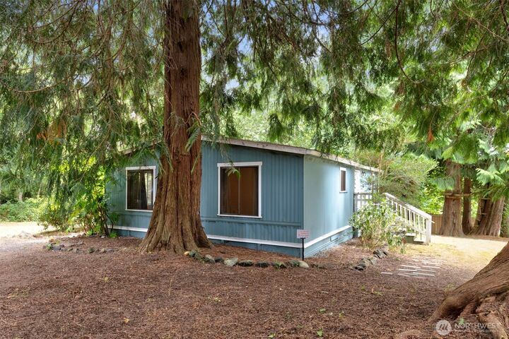 27648  Woodside Road NE  Kingston WA 98346 photo
