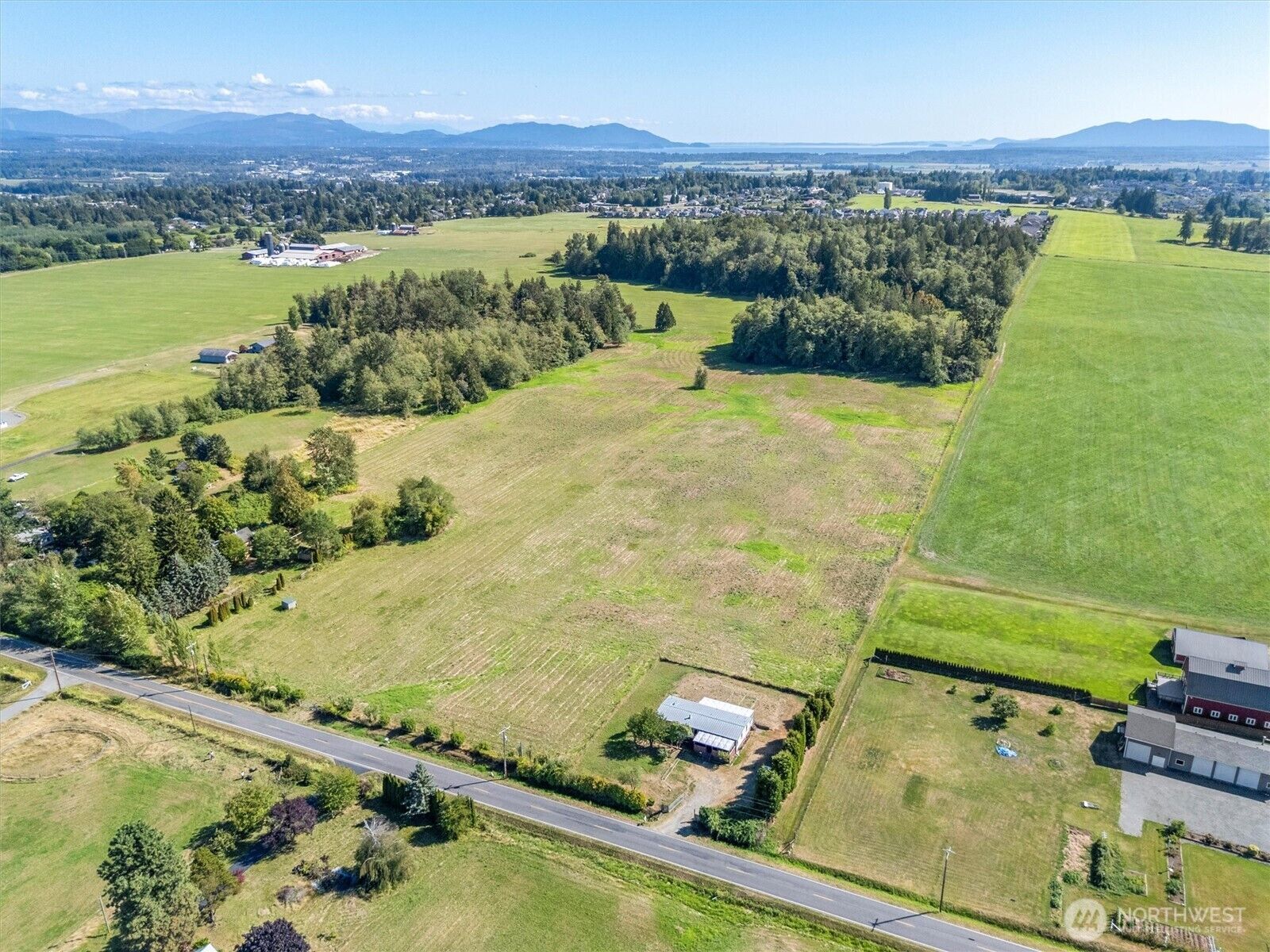 Property Photo: 2699 Aldergrove Road WA 98248