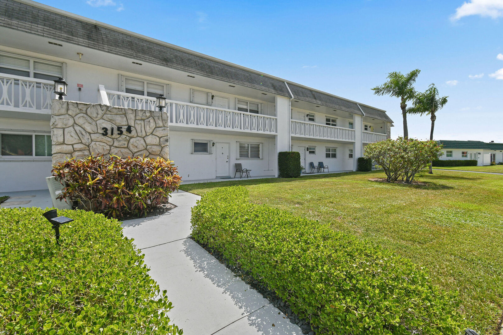 Property Photo:  3154 Meridian Way S 11  FL 33410 