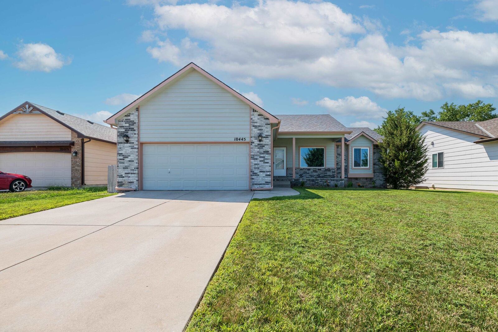 Property Photo: 10445 E Fawn Grove Ct KS 67207