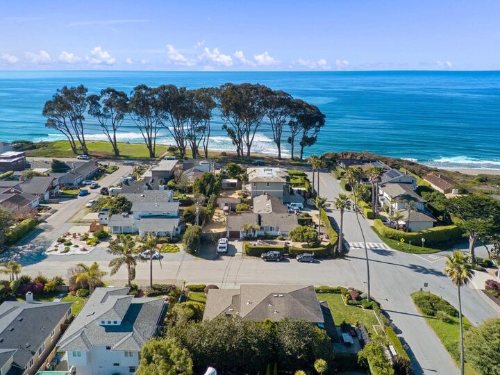 Property Photo:  108 Benito Avenue  CA 95076 