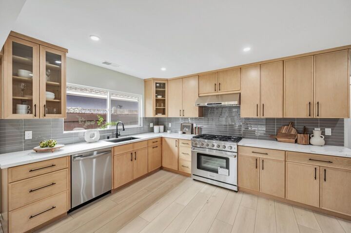 304 Evergreen Drive  South San Francisco CA 94080 photo
