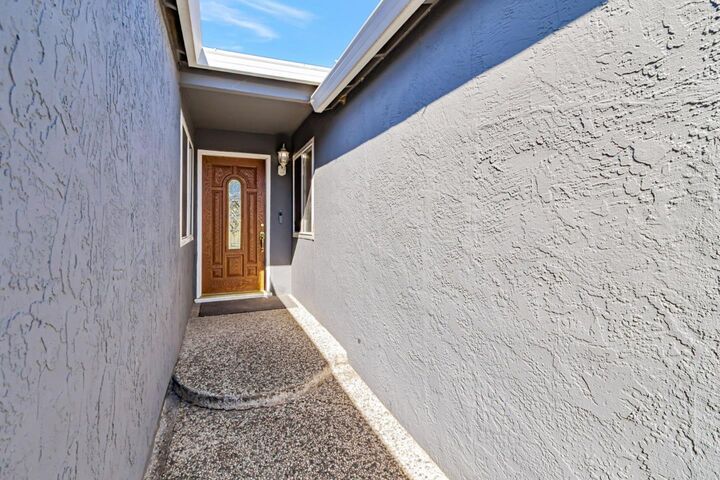 Property Photo: 5991 Sorrel Avenue CA 95123