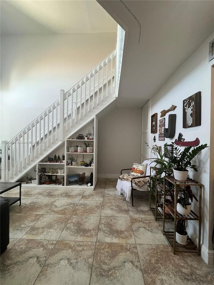 Property Photo: 15549 N Miami Lakeway N 306 FL 33014