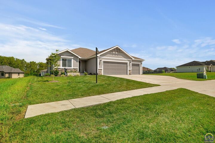 Property Photo: 7700 SW 24th Ter KS 66614