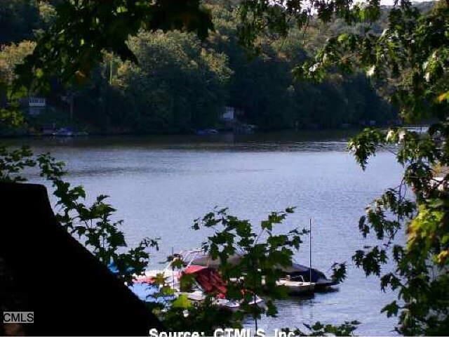 Property Photo:  197 Lee Farm Drive  CT 06488 