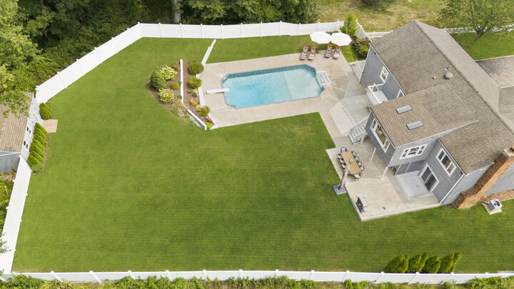 Property Photo:  16 Camelot Drive  CT 06611 
