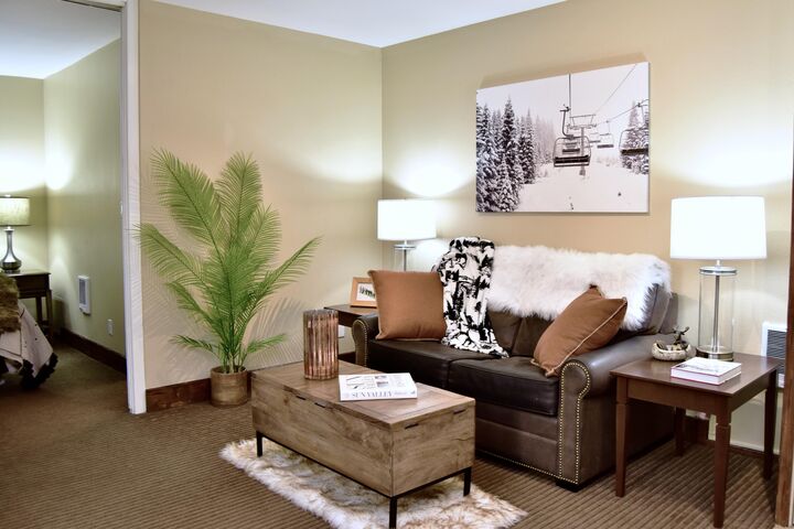 Property Photo: 110 Village Way 2033 ID 83353