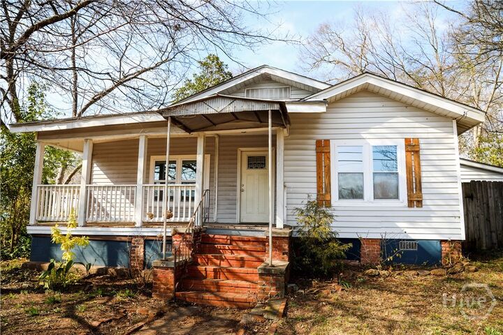 Property Photo: 1398 Hancock Avenue W GA 30606
