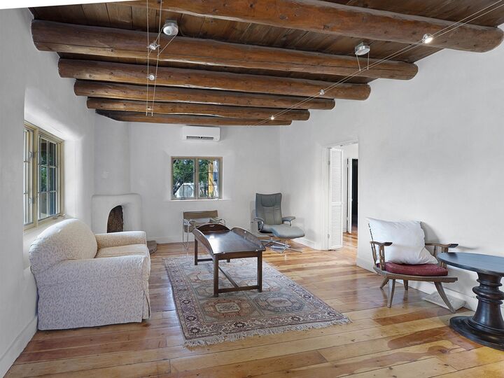 Property Photo:  25 Atilano Road  NM 87529 