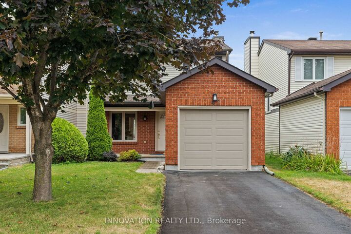 Property Photo: 47 Saddle Crescent ON K1G 5L3