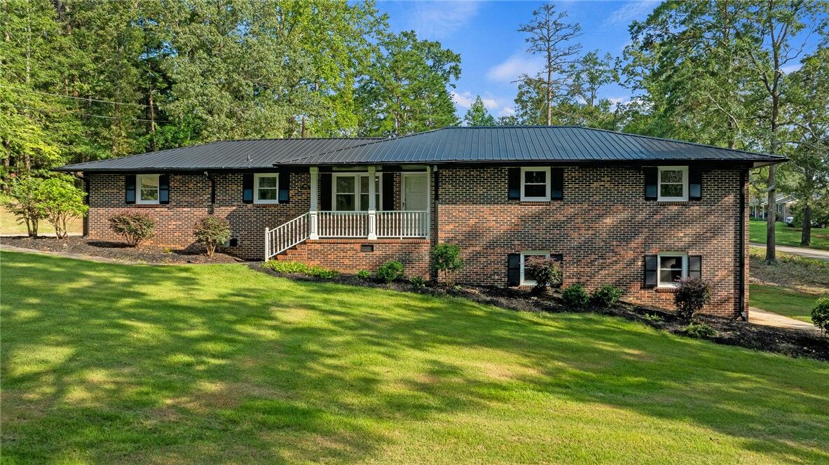 Property Photo:  1025 Phillips Road  SC 29621 