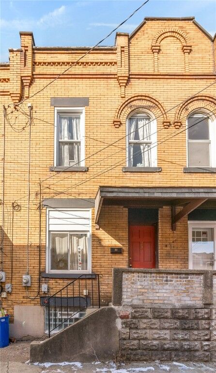 Property Photo: 22 Edith Place PA 15213