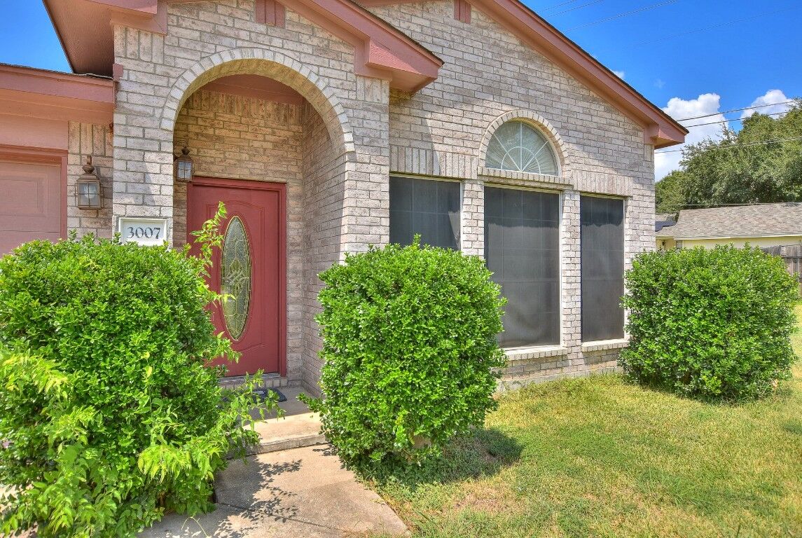 Property Photo: 3007 Crystal Cove TX 76574