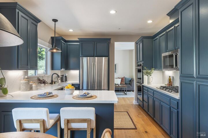 Property Photo:  12 Nicholas Court  CA 94558 
