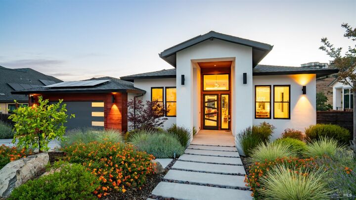 Property Photo: 3735 Lakebriar Place CA 95403