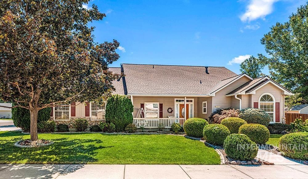 Property Photo:  2091 E Dworshak Dr  ID 83642 