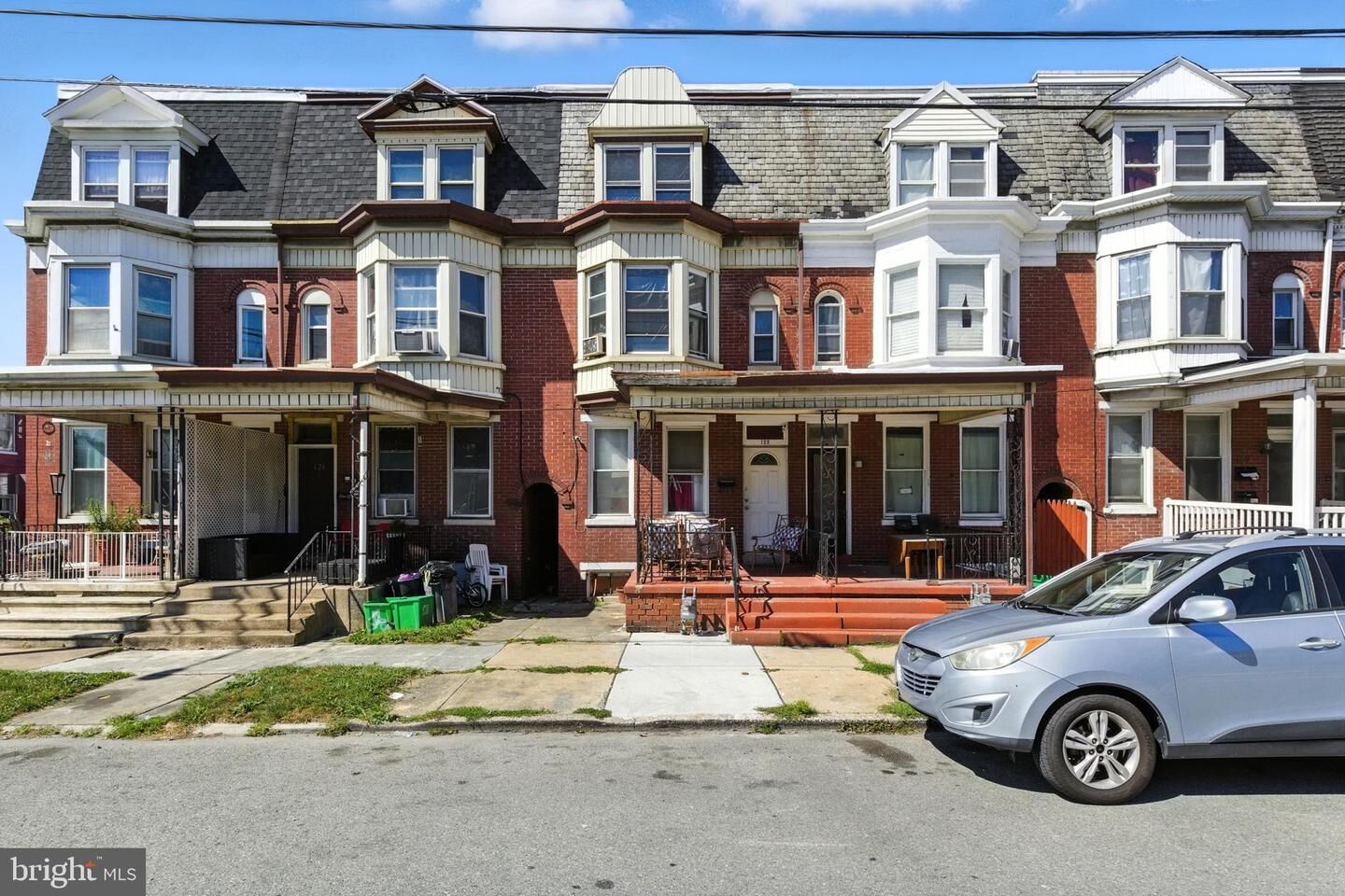 Property Photo:  122 S Richland Avenue  PA 17404 