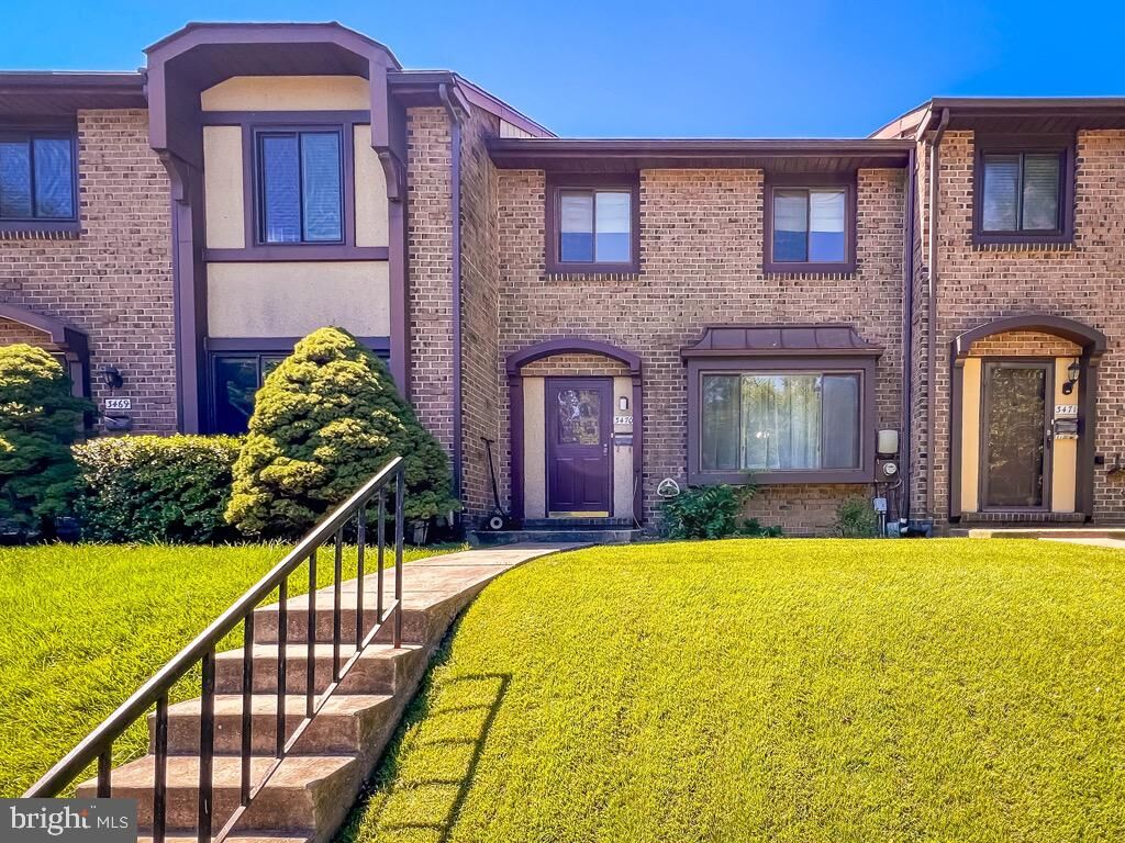 Property Photo:  3470 E Gate Place  PA 18966 