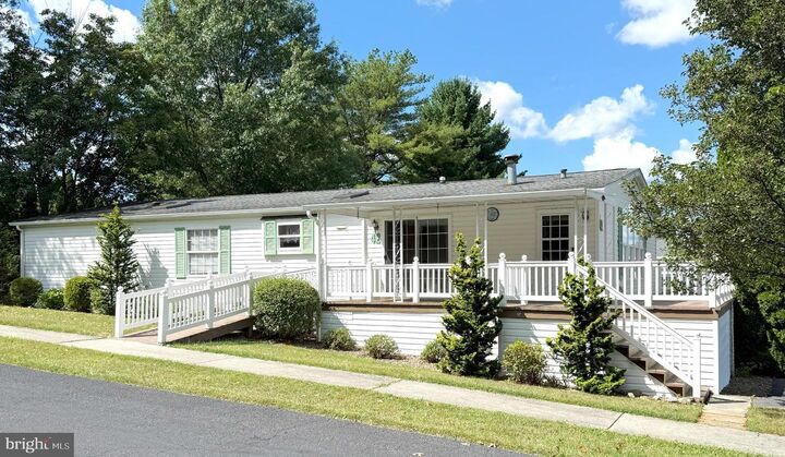 42 Audubon Park  Dillsburg PA 17019 photo