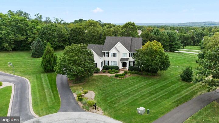 Property Photo: 53 Haystack Circle PA 19460