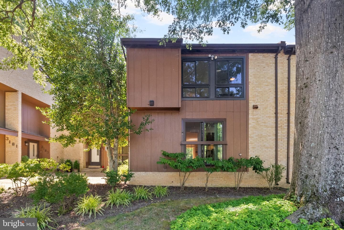 Property Photo:  3187 Readsborough Court  VA 22031 