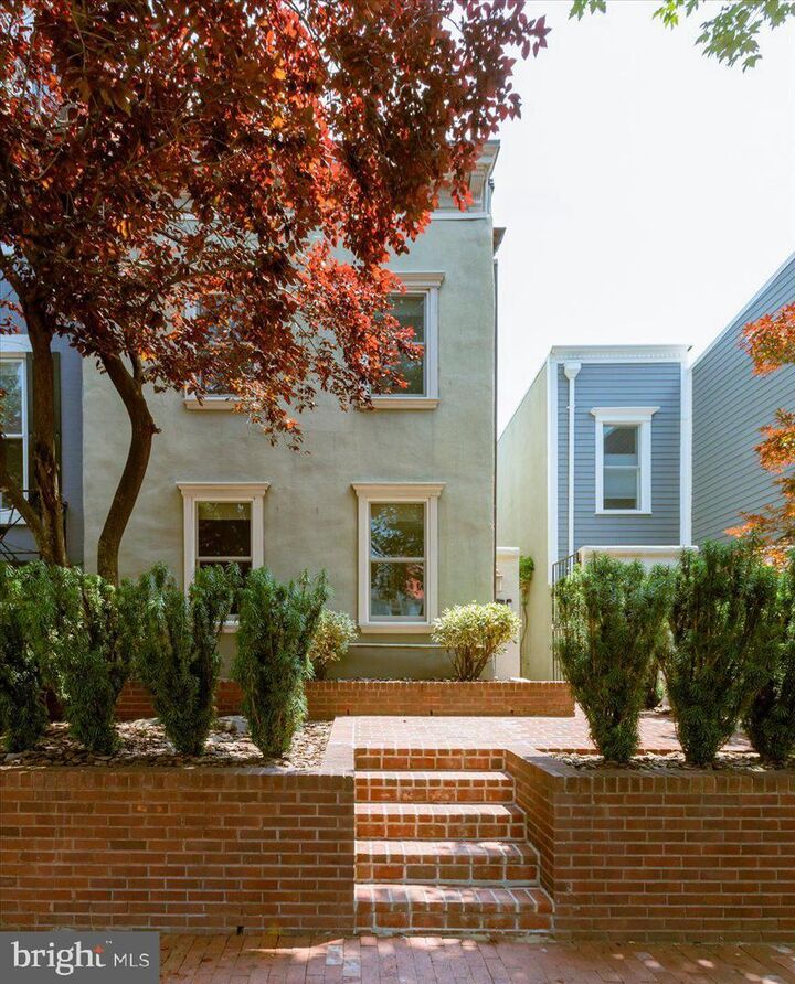 Property Photo: 524 6th Street SE DC 20003