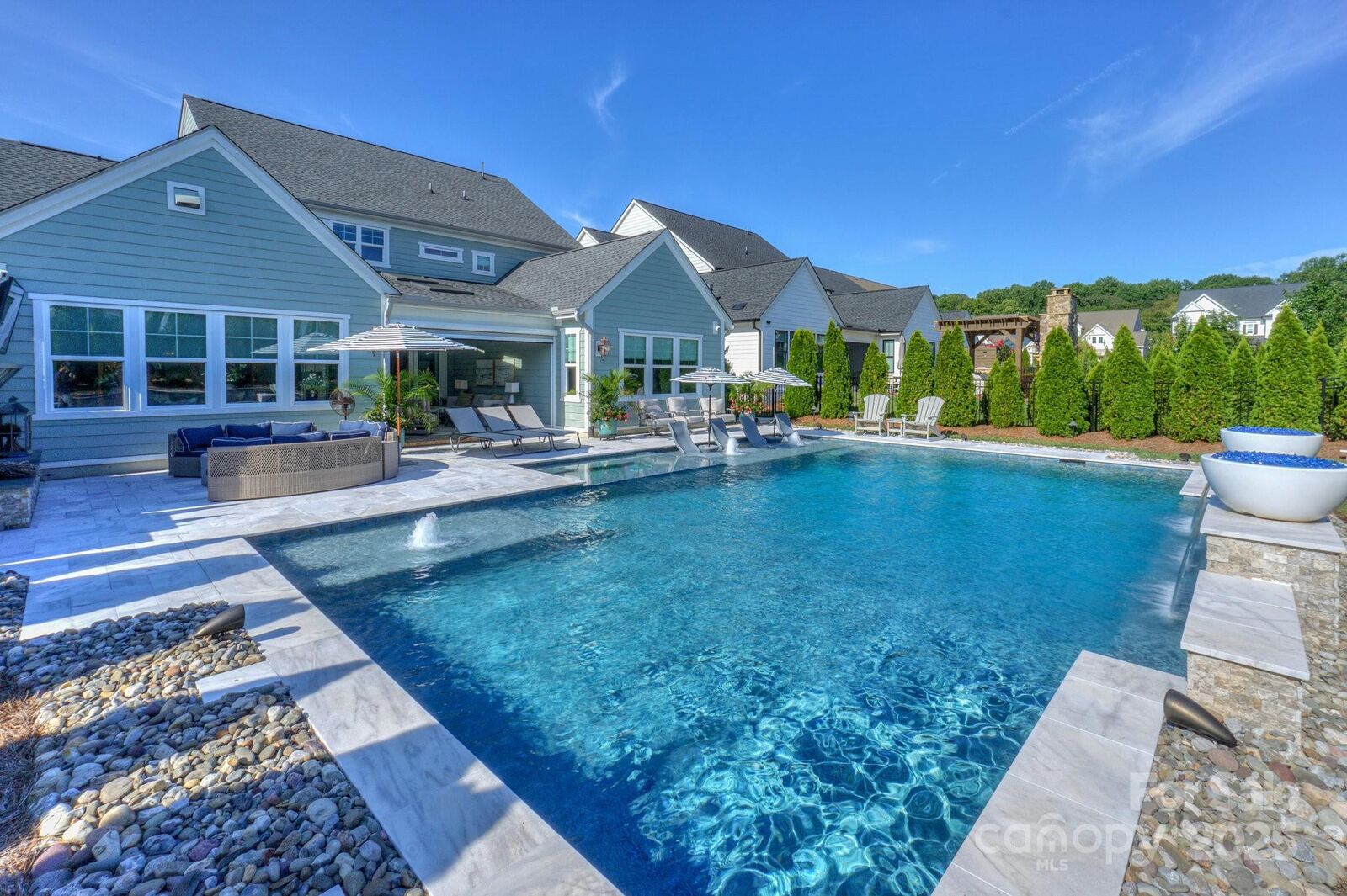 Property Photo:  13519 Huntson Park Lane  NC 28078 