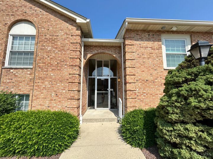 5140 Old Oak Trail  Cincinnati OH 45238 photo