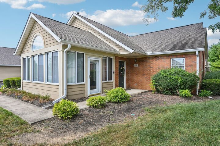 Property Photo: 35 Green Lane OH 43147